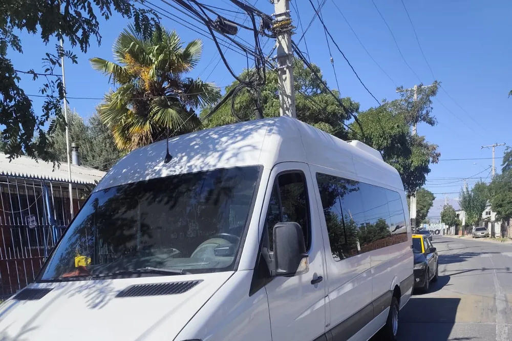 Van Más Bus